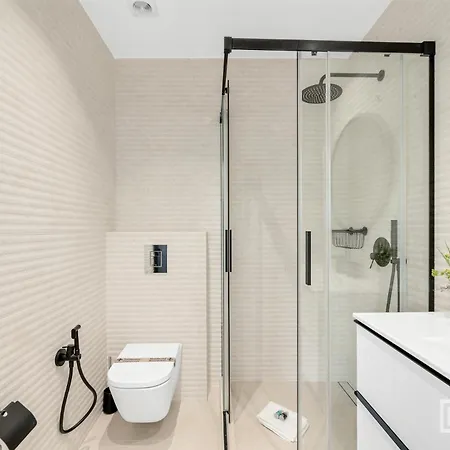 Modern 2b In The Heart Of Puerto Banus Lägenhet
